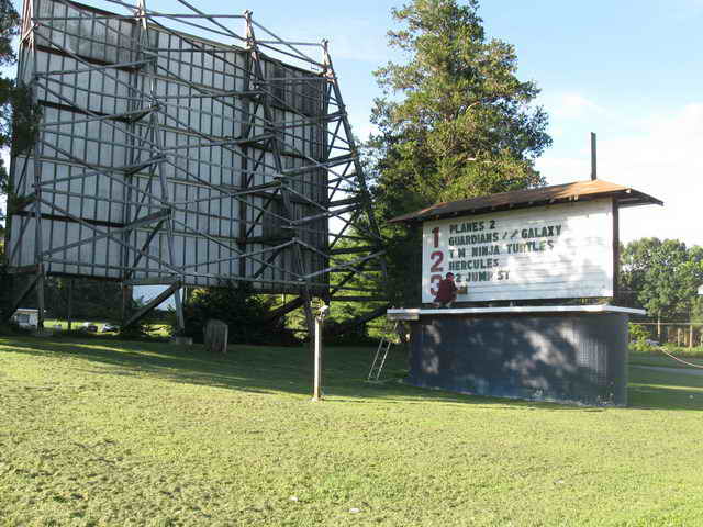 Point Drive-In - 2014 Photo (newer photo)